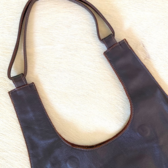 Lily & Lola Shoulder Bag - Picture 10 of 10